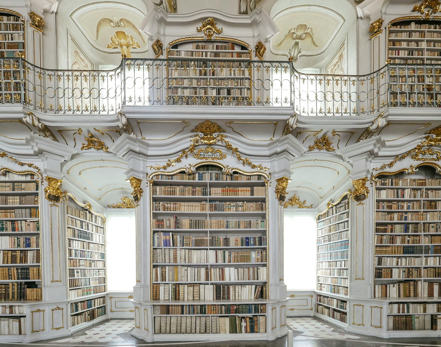 Culture Connaissances Rayonnages Catalogue Bibliothécaire Emprunt Retour Salle de lecture